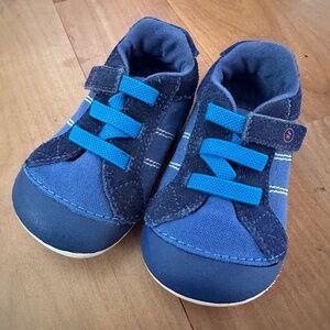 Stride Rite Baby Boy 5.5 Wide First Walker Shoes EUC